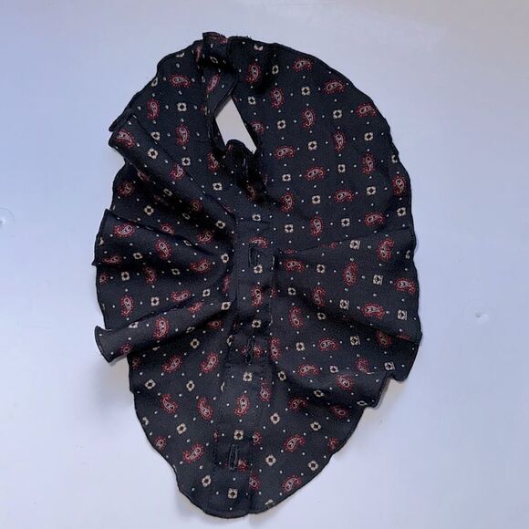 Vintage Black Paisley Polyester Ruffle Scarf That Buttons to Front of a Shirt - Picture 4 of 4
